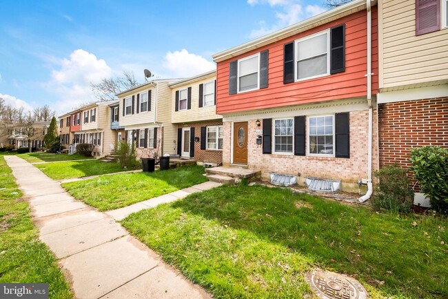 property at 1443 Charlestown Dr