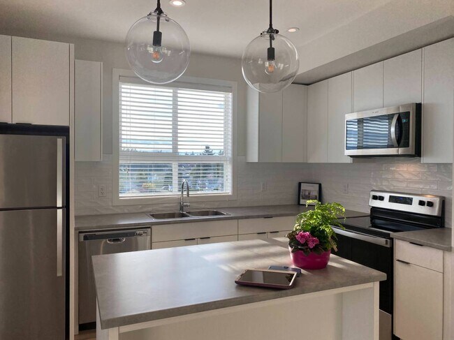 1514 Mccallum Rd in Abbotsford, BC - Building Photo - Building Photo