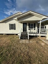 2190 Doyle Melancon Rd in Breaux Bridge, LA - Building Photo