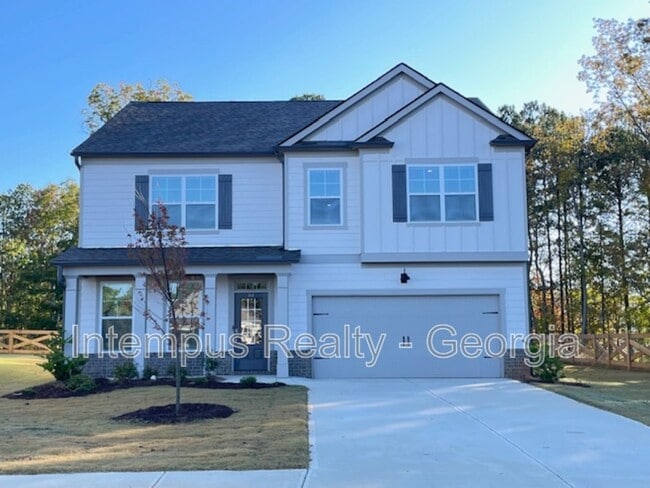 property at 44 Garnet Dr