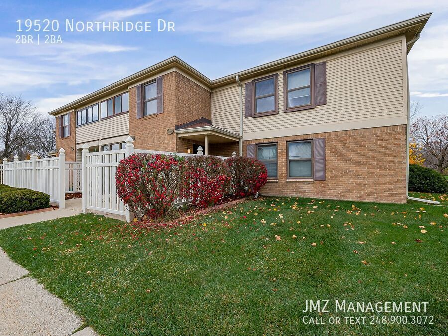 19520 Northridge Dr in Northville, MI - Building Photo