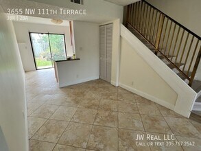 3655 NW 111th Terrace in Sunrise, FL - Building Photo - Building Photo