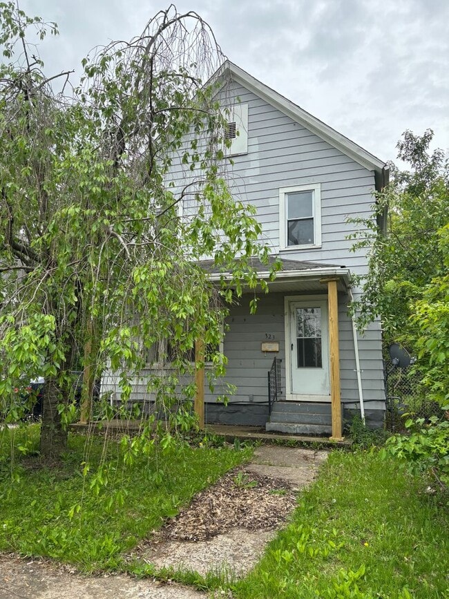 property at 323 W 25th St