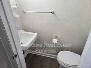 606 Redkirk Ln in Virginia Beach, VA - Building Photo - Building Photo