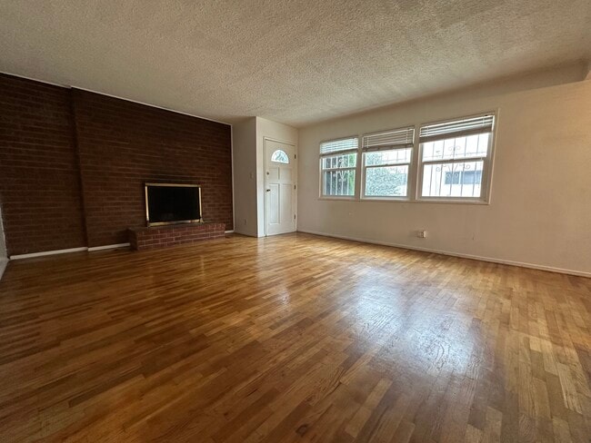 12963 Panama St in Los Angeles, CA - Building Photo - Building Photo