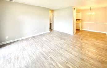 112 Menlo Dr in Columbia, SC - Building Photo - Building Photo