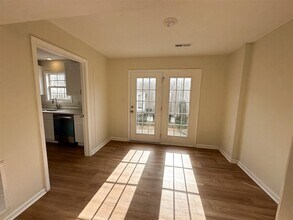 1225 N Lee Dr in Bowling Green, KY - Building Photo - Building Photo