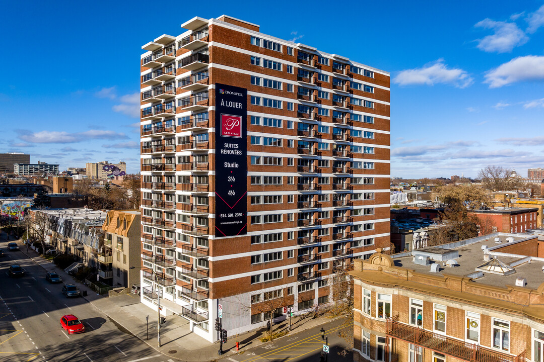 3605 Saint-Urbain in Montréal, QC - Building Photo