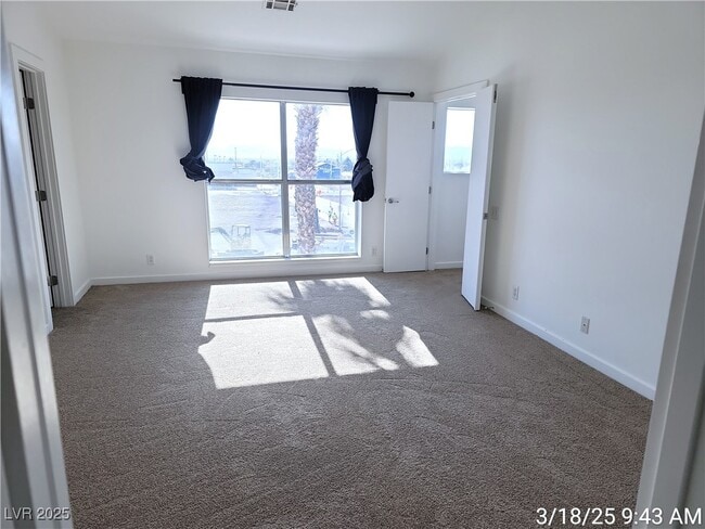 1194 Carson Ave in Las Vegas, NV - Building Photo - Building Photo