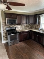 493 Washington St in Salem, OH - Building Photo