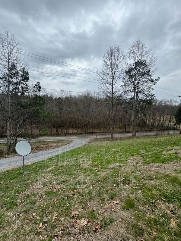 2486 Co Rd 50 in Riceville, TN - Building Photo - Building Photo