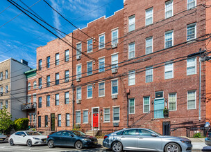 222 Madison St in Hoboken, NJ - Building Photo - Building Photo