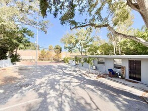 115 Cleveland Ave SW in Largo, FL - Building Photo - Building Photo