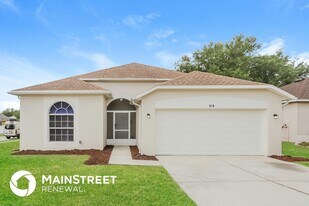 918 Grand Canyon Dr, Unit 117 in Valrico, FL - Building Photo