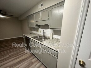 800 Folly Ct in Greensboro, NC - Building Photo - Building Photo