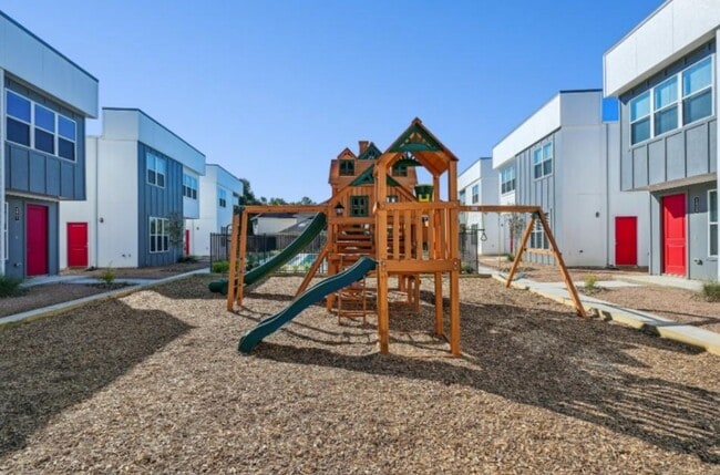 property at 13588 Ella Blvd