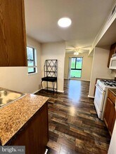 2018 Colts Neck Rd in Reston, VA - Building Photo - Building Photo