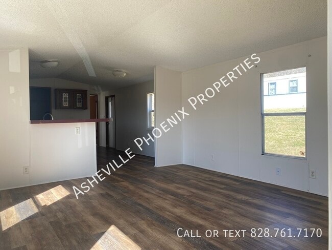 35 Albert Warren Rd in Candler, NC - Building Photo - Building Photo