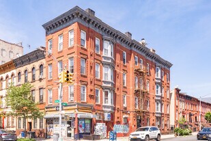 139 Patchen Ave in Brooklyn, NY - Building Photo