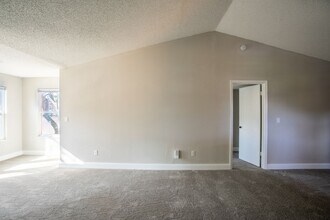 4548 Commander Dr in Orlando, FL - Building Photo - Building Photo