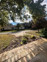 111 Hanging Moss Dr in St. Simons Island, GA - Building Photo - Building Photo