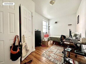 351 St Nicholas Ave in New York, NY - Building Photo - Building Photo