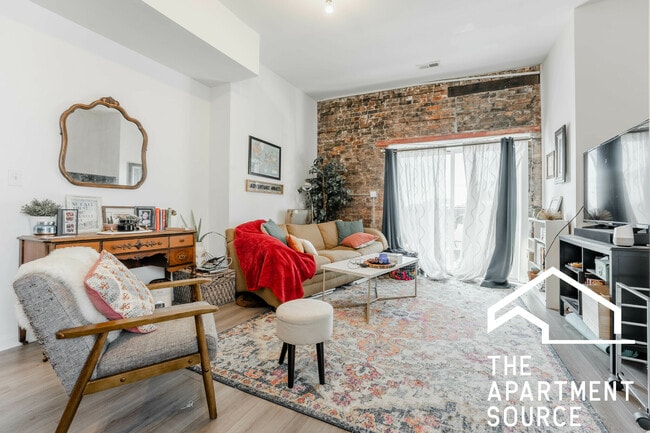 property at 2022 S Throop St