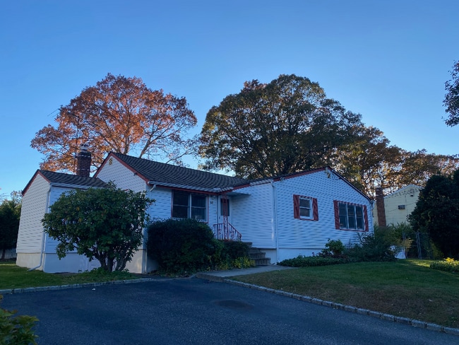 property at 14 Lantern St