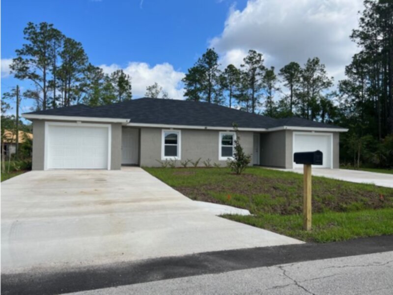 83 Wheatfield Dr in Palm Coast, FL - Building Photo