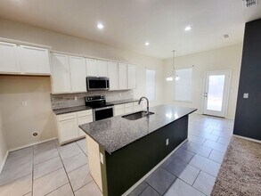 13803 Avenue W in Lubbock, TX - Building Photo - Building Photo