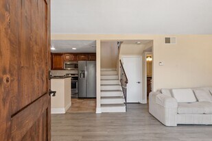 3965 Nobel Dr, Unit 242- in San Diego, CA - Building Photo