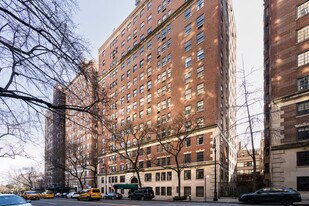 530 E 86th St in New York, NY - Building Photo