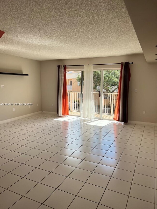 14903 SW 80th St in Miami, FL - Building Photo - Building Photo