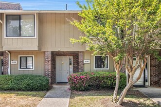 2151 Palmyra Dr in Marietta, GA - Building Photo - Building Photo