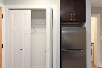 450 W Barry Ave in Chicago, IL - Building Photo - Building Photo