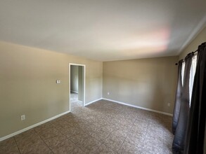 2460 Talandis Dr in Sauk Village, IL - Building Photo - Building Photo