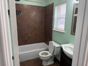 141 Slade St in Coldspring, TX - Building Photo - Building Photo