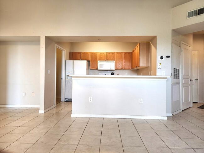 5125 Palm Springs Blvd, Unit 1303 in Tampa, FL - Building Photo - Building Photo