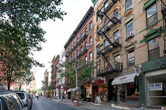 236 Mulberry St in New York, NY - Foto de edificio - Building Photo