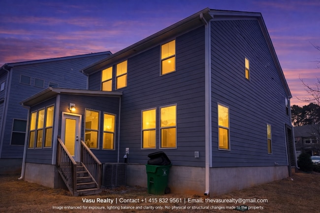 14503 Knowledge Circle in Charlotte, NC - Foto de edificio - Building Photo