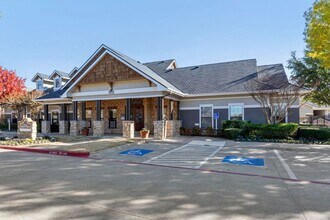 Park at Rolling Hills Apartments in Desoto, TX - Building Photo - Building Photo