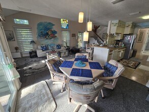 2717 Seashore Cove in Virginia Beach, VA - Building Photo - Building Photo