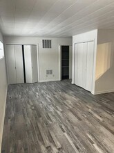 2520 SW Mission Ave in Topeka, KS - Building Photo - Building Photo