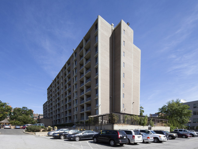 Tyler House in Washington, DC - Foto de edificio - Building Photo