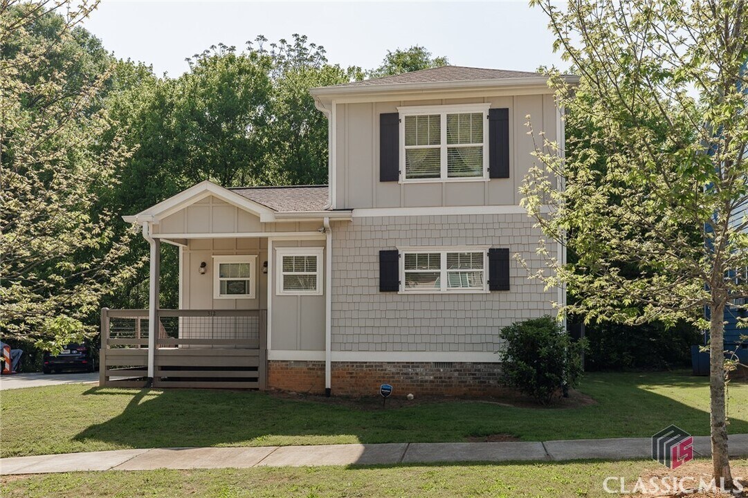 312 Will Hunter Rd in Athens, GA - Building Photo
