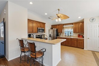 4644 Varsity Cir in Lehigh Acres, FL - Foto de edificio - Building Photo