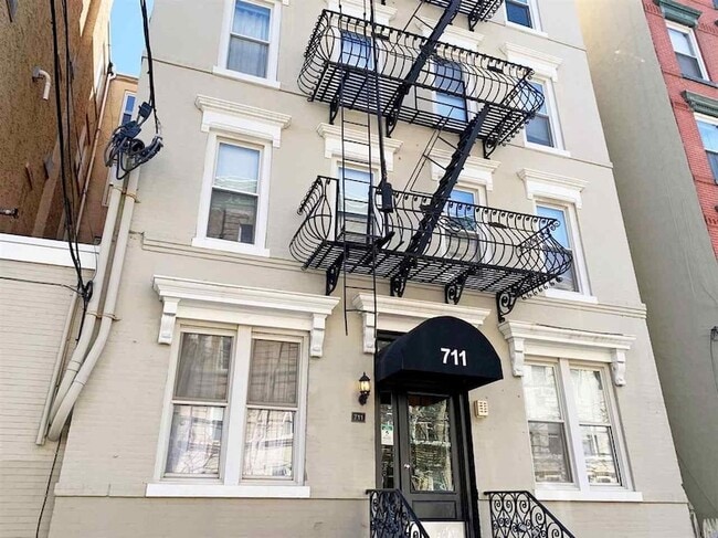 property at 711 Willow Ave