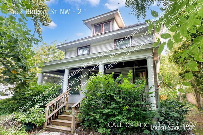 1452 Bridge St NW