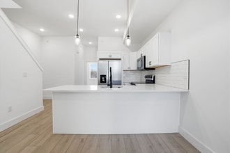 147-149 N Gross St, Unit 5 in Philadelphia, PA - Building Photo - Building Photo