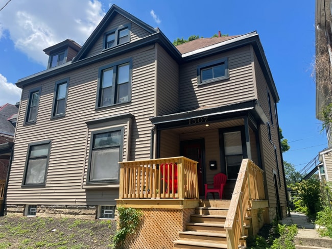 property at 1507 Michigan Ave